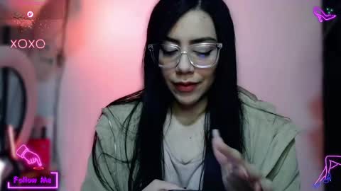 laujgray online show from October 2025 03:39:02 AM