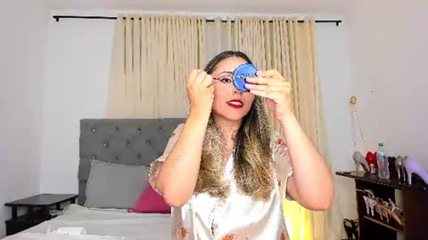 Snapshot of laura__martiinez chatting on June 2026 02:49:01 AM online show from June 2026 02:49:01 AM