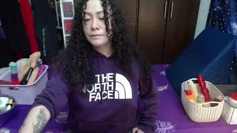  Wen  online show from October 2025 05:36:02 PM