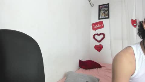 laura_and_kevin online show from February 2026 09:11:02 PM