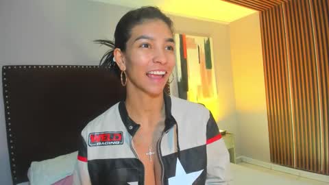 Laura online show from February 2026 12:12:01 PM