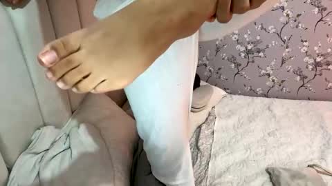 laura online show from January 2025 03:15:02 AM