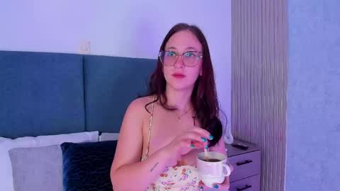 LauraIvy online show from April 2026 01:13:01 PM