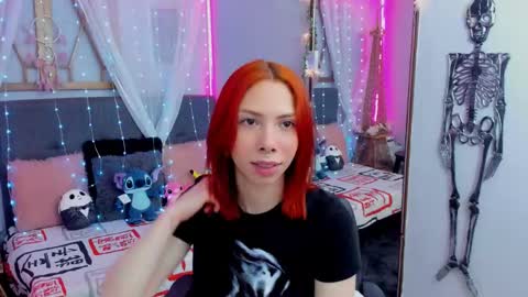 Snapshot of laura_olssen chatting on March 2025 12:37:01 PM Kate online show from March 2025 12:37:01 PM