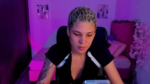 Laura Rose online show from October 2025 08:46:02 PM