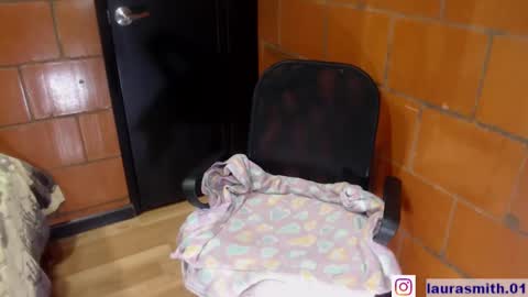 Laura  independent model Next show Monday 2th December online show from March 2025 07:01:02 PM