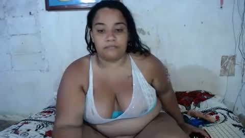 Snapshot of laura_sofia23 chatting on April 2026 06:10:01 PM laura_sofia23 online show from April 2026 06:10:01 PM