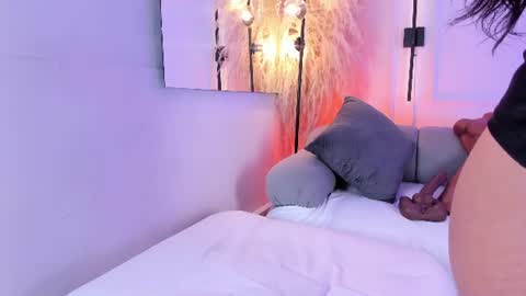 LauraCarther  online show from July 2026 06:11:01 PM