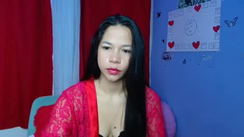 lauracb          online show from February 2025 09:33:01 AM