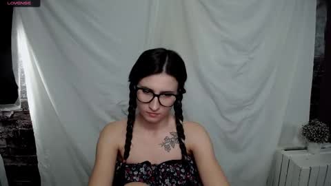 Laura online show from January 2025 02:50:02 PM