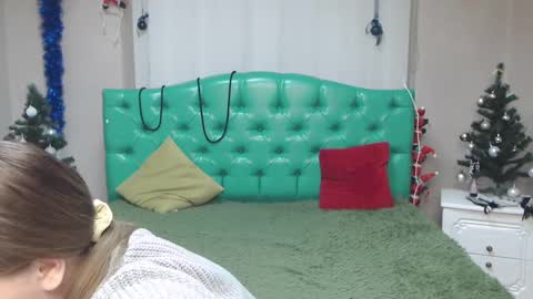 LauraHlot online show from December 2024 04:59:02 AM