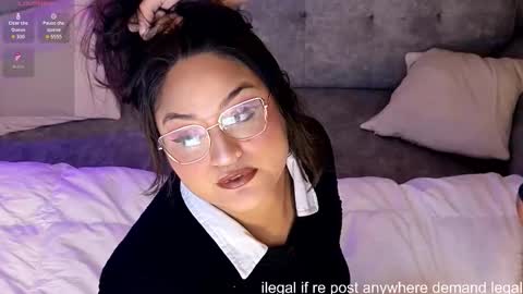 Laura and Phillipe SEE YOU AGAIN ON JANUARY 12 2025 HAPPY NEW YEAR online show from October 2025 04:13:02 AM