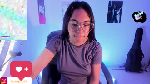 Snapshot of lauraohana chatting on February 2025 08:06:01 AM lauraohana online show from February 2025 08:06:01 AM