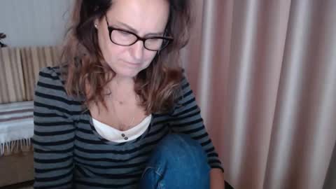 Lauraoven1 online show from October 2025 08:16:02 AM