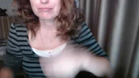 Lauraoven1 online show from November 2025 08:27:01 AM