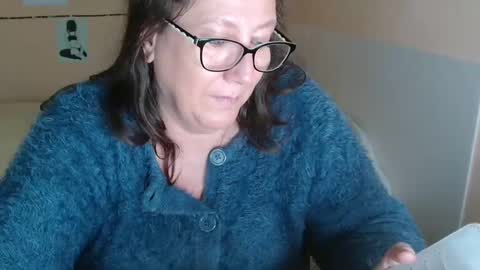 Snapshot of laureanne50 chatting on December 2024 08:26:01 AM laureanne online show from December 2024 08:26:01 AM