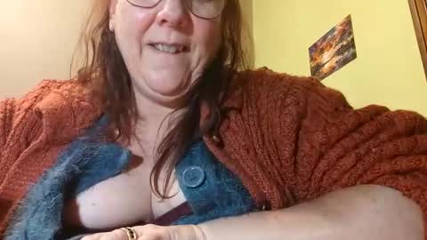 Snapshot of laureanne50 chatting on January 2025 09:15:01 PM laureanne online show from January 2025 09:15:01 PM