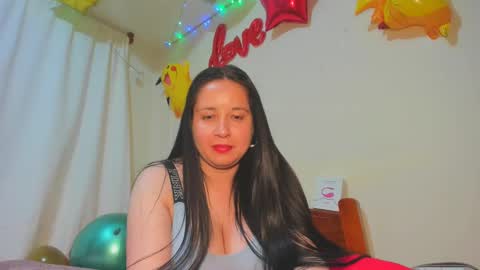 Snapshot of laureen777 chatting on January 2025 03:38:01 AM laureen777 online show from January 2025 03:38:01 AM