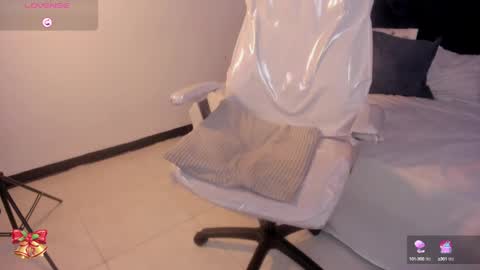 Lauren online show from March 2025 03:07:01 PM