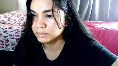 Snapshot of laurengirls1 chatting on June 2026 02:33:01 PM onlyfan laureng7 - 7 laureng2 online show from June 2026 02:33:01 PM