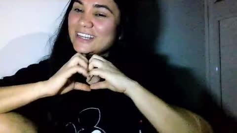 Snapshot of laurengirls1 chatting on June 2026 02:39:01 AM onlyfan laureng7 - 7 laureng2 online show from June 2026 02:39:01 AM