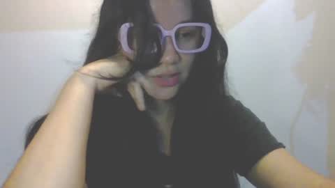 Snapshot of laurengirls1 chatting on July 2026 01:52:01 AM onlyfan laureng7 - 7 laureng2 online show from July 2026 01:52:01 AM