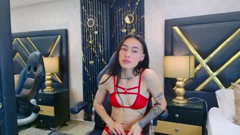 Lauren online show from April 2026 07:45:01 AM