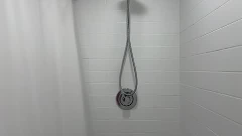 laurenivy online show from April 2026 12:09:02 AM