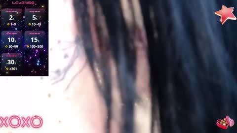 Laura online show from January 2025 09:00:01 AM