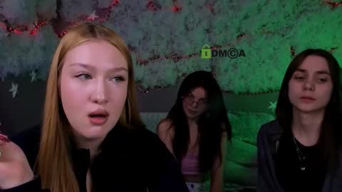 Laure online show from March 2026 08:23:02 PM