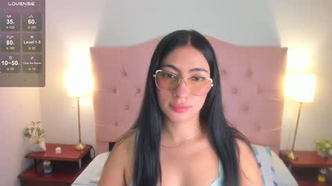laurenn_smitth online show from February 2025 12:27:01 PM