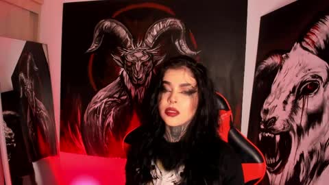 Snapshot of laurenrousexx chatting on April 2026 10:23:02 PM LAUREN INDEPENDENT MODEL HELP ME REACH 100 LIKES PLS online show from April 2026 10:23:02 PM
