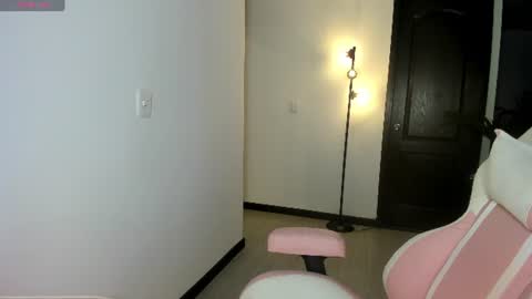 daniela angel     online show from August 2026 09:08:02 AM