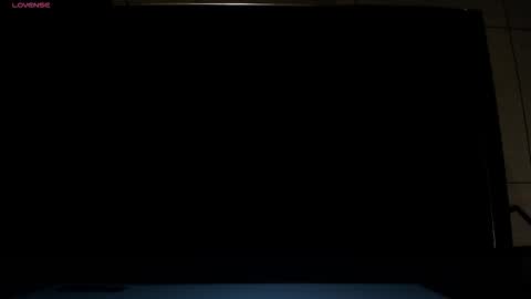 Lau  online show from October 2025 01:39:02 AM