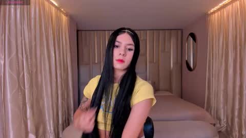 Lau  online show from November 2025 02:21:01 AM