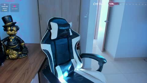 lau online show from January 2025 09:10:01 PM