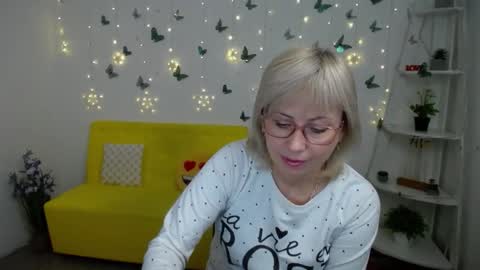 Lauren online show from March 2026 06:14:01 AM