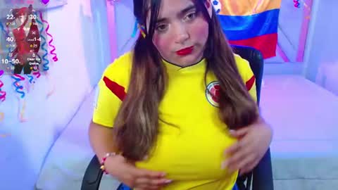 laura  online show from June 2026 08:19:02 PM