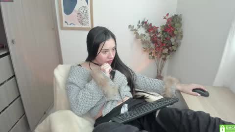 Lauryn online show from October 2025 07:33:01 PM