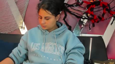 Snapshot of laurynjeffers chatting on October 2025 03:30:01 AM LaurynJeffers online show from October 2025 03:30:01 AM