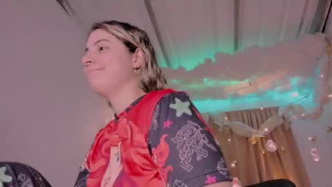 Lauu G online show from December 2024 06:09:01 AM