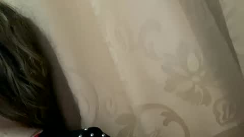 Lauu G online show from December 2024 01:23:01 AM