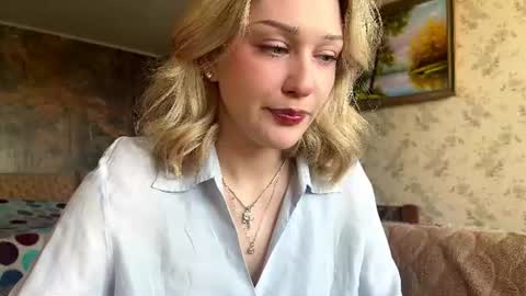 Snapshot of lavadahazeltine chatting on June 2026 12:25:02 PM Elin online show from June 2026 12:25:02 PM