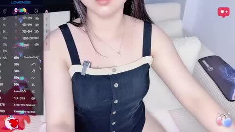 Snapshot of lavender_02 chatting on May 2026 10:50:03 PM Tina online show from May 2026 10:50:03 PM
