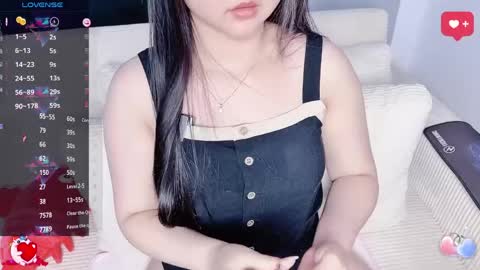 Snapshot of lavender_02 chatting on May 2026 01:02:04 AM Tina online show from May 2026 01:02:04 AM