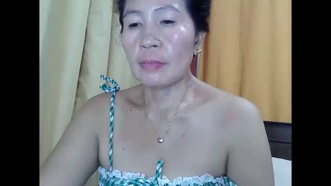 lavine1983 online show from November 2025 04:11:02 PM