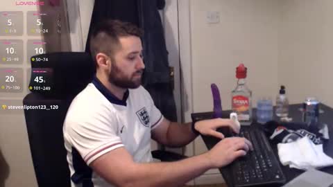 Snapshot of lawyerstud chatting on October 2025 06:16:02 PM lawyerstud online show from October 2025 06:16:02 PM