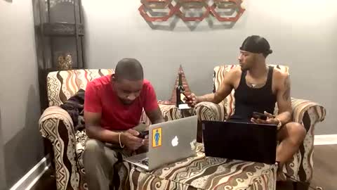 Lax online show from November 2025 12:10:01 AM