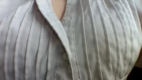 Snapshot of layannalea chatting on June 2026 12:43:02 AM layannalea online show from June 2026 12:43:02 AM