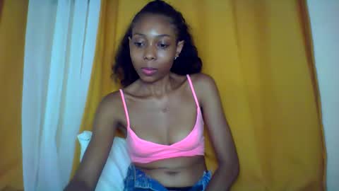 layannek online show from December 2025 06:57:02 PM